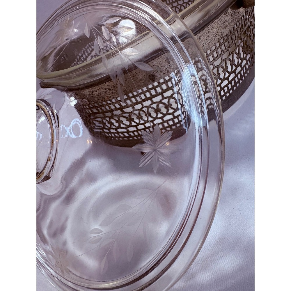 Pyrex Clear Glass Etched Floral Casserole Dish with Silver Filigree Cradle Antq - Picture 7 of 12
